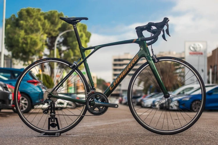 BICICLETA CARRETERA LAPIERRE PULSIUM 3.0 CP 2022 1 BICICLETA CARRETERA LAPIERRE PULSIUM 3.0 CP 2022