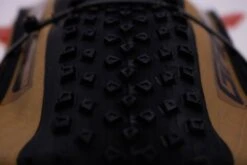 CHAOYANG GRAHAM TLR 29X2.20 NEG/MRR -Bicicleta Descuento Tienda chaoyang graham tlr x negmrr 2