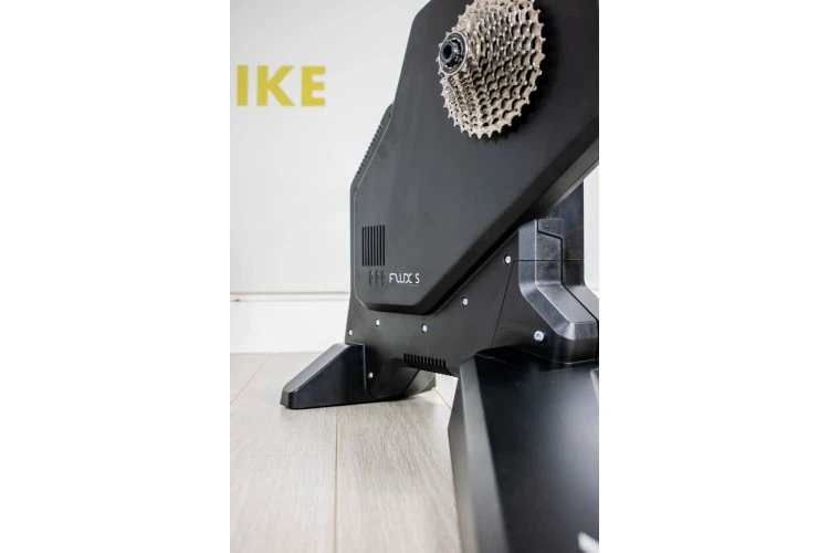 Garmin RODILLO DE ENTRENAMIENTO INTELIGENTE TACX FLUX S SMART 2 Garmin RODILLO DE ENTRENAMIENTO INTELIGENTE TACX FLUX S SMART - Imagen 2